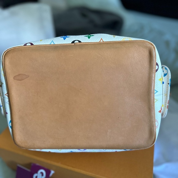 Authentic Louis Vuitton Monogram Multicolor Petit Noe White - Picture 8 of 9